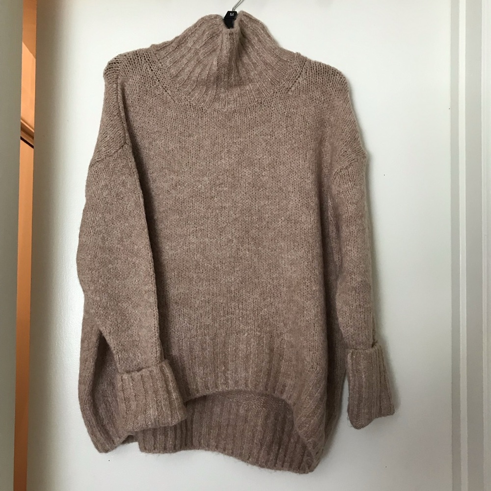 H&M sweater